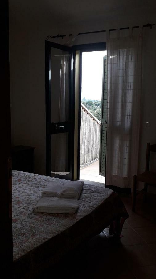 Agriturismo La Tuva Villa Padru Kültér fotó