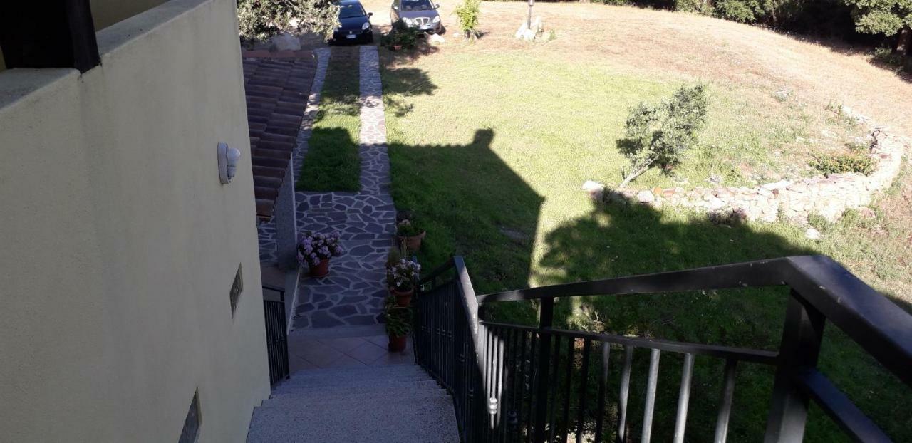 Agriturismo La Tuva Padru Kültér fotó
